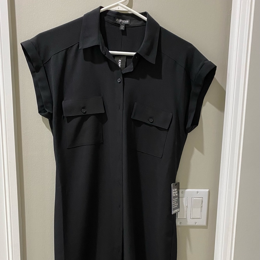 Women’s black businessy dress